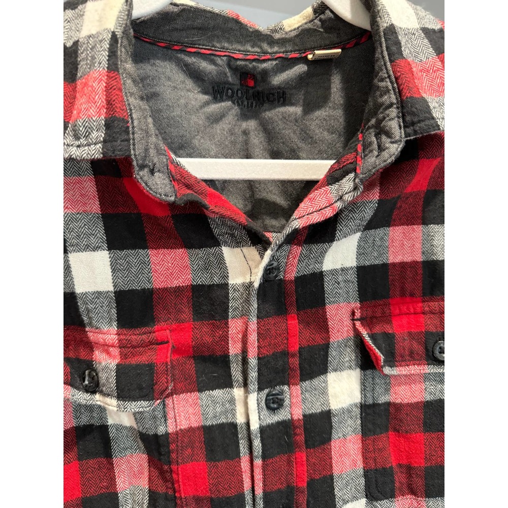 Woolrich Men's Flannel Long-Sleeve Shirt Size Large Red Black - Picture 3 of 7